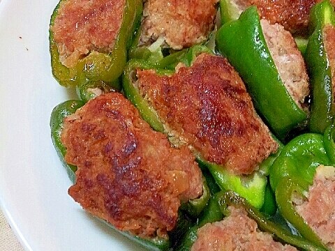 豚ひき肉と鶏ひき肉で ピーマンの肉詰め レシピ 作り方 By ラズベリっち 楽天レシピ